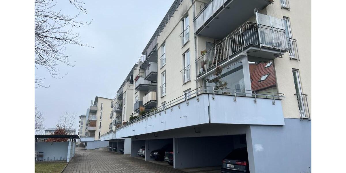 Etagenwohnung Zwickau Zwickau-West - 2 Zimmer, 67 m&sup2;, 440&euro; | Angebot:24857879