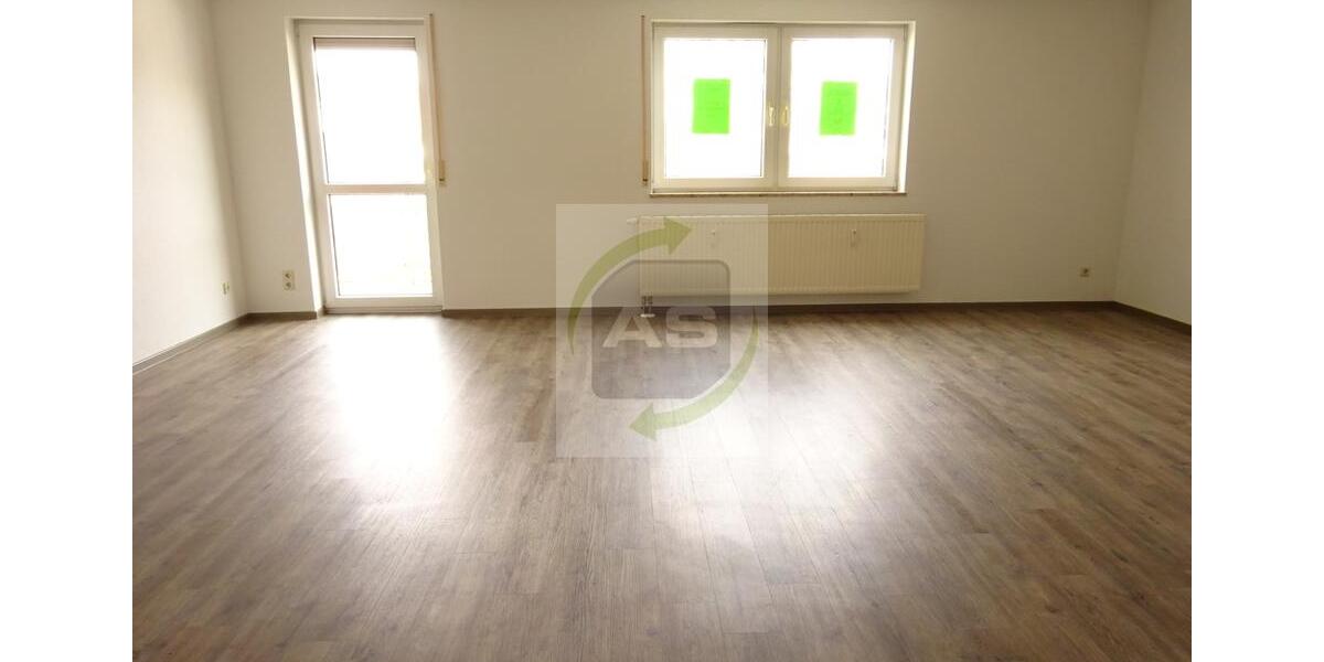 Etagenwohnung Zwickau - 2 Zimmer, 69 m&sup2;, 380&euro; | Angebot:25887100