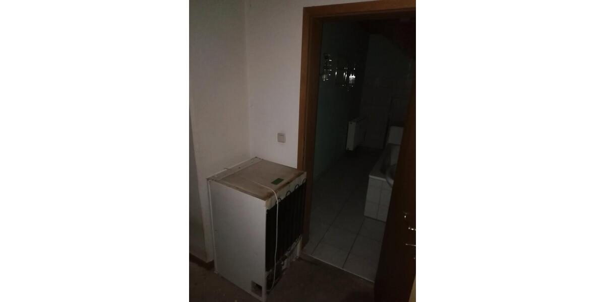 Etagenwohnung Elsterberg - 2 Zimmer, 48 m&sup2;, 3&euro; | Angebot:25976129