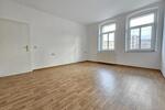 Etagenwohnung Werdau - 3 Zimmer, 65 m&sup2;, 357&euro; | Angebot:25922571