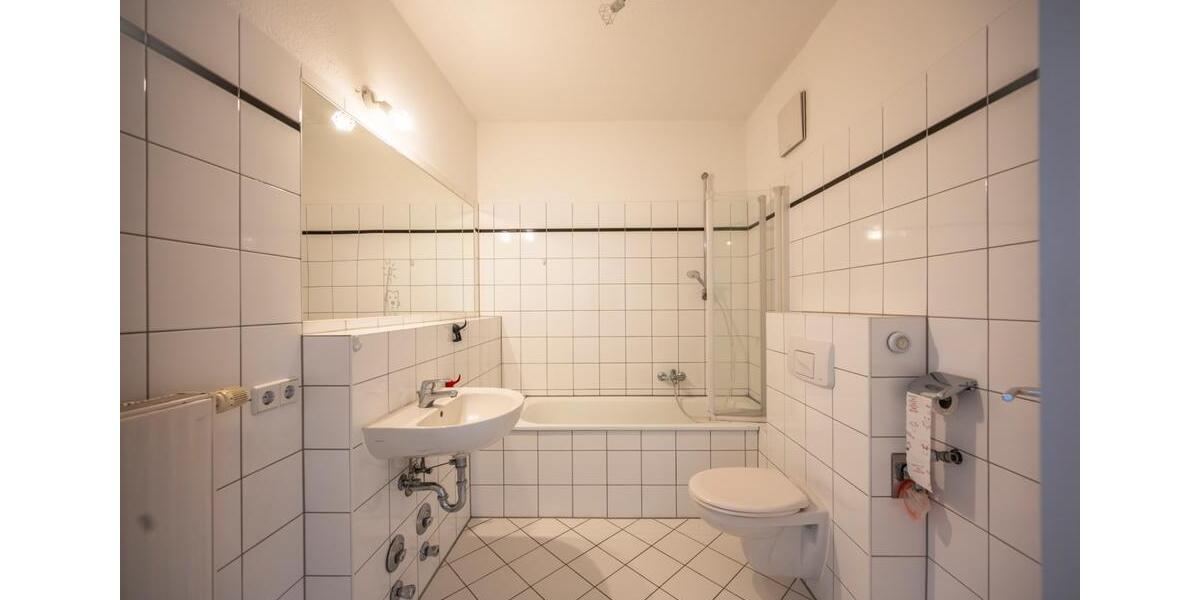 Etagenwohnung Zwickau - 3 Zimmer, 84 m&sup2;, 550&euro; | Angebot:26041894
