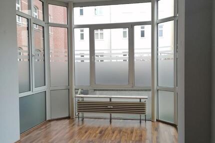 Wohnung Zwickau - 2 Zimmer, 73 m&sup2;, 340&euro; | Angebot:25232387