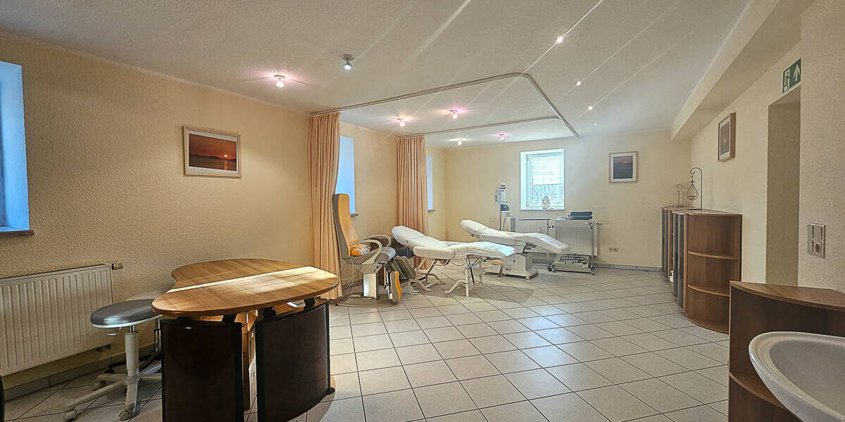 Gewerbeobjekt Schwarzenberg - 1 Zimmer, 360.000&euro; | Angebot:25688224