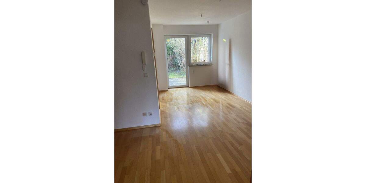 Reihenmittelhaus Aue - 5 Zimmer, 130 m&sup2;, 330.000&euro; | Angebot:25771065