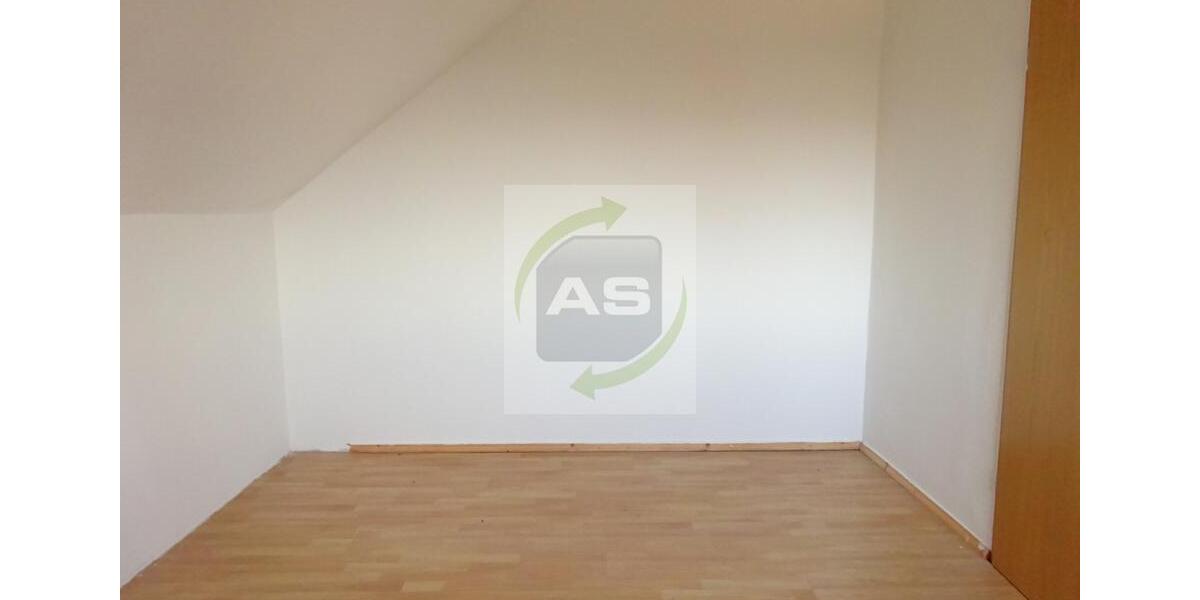 Dachgeschoßwohnung Reinsdorf - 2 Zimmer, 45 m&sup2;, 225&euro; | Angebot:22591376