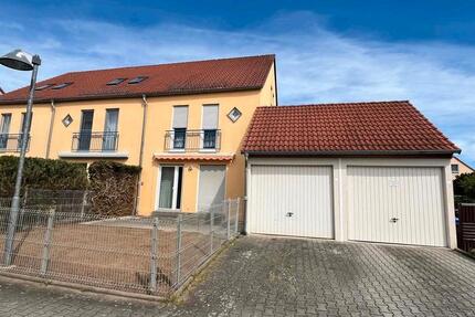 Haus Werdau - 5 Zimmer, 120 m&sup2;, 1.400&euro; | Angebot:27624027