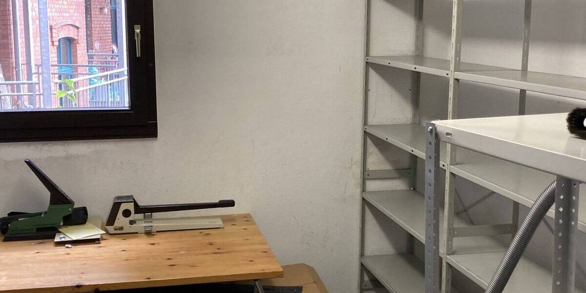 Gewerbeobjekt Zwickau Innenstadt - 6 Zimmer, 118 m&sup2;, 800&euro; | Angebot:25707403