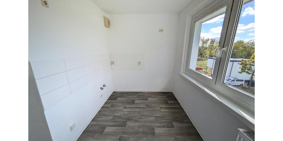 Etagenwohnung Limbach-Oberfrohna Oberfrohna - 3 Zimmer, 76 m&sup2;, 475&euro; | Angebot:25945706