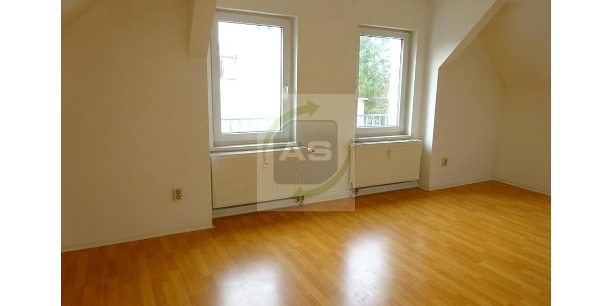 Dachgeschoßwohnung Zwickau Neuplanitz - 2 Zimmer, 70 m&sup2;, 445&euro; | Angebot:25547286