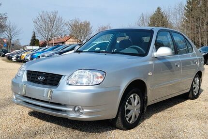 Hyundai Accent 72.354 km 2.980 &euro; Zwickau 08056