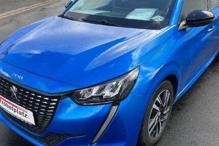 Peugeot 208 13.816 km 17.980 &euro; Auerbach 08209