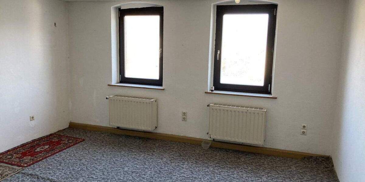 Mehrfamilienhaus, Wohnhaus Heinsdorfergrund Unterheinsdorf - 9 Zimmer, 180 m&sup2;, 50.000&euro; | Angebot:25707394