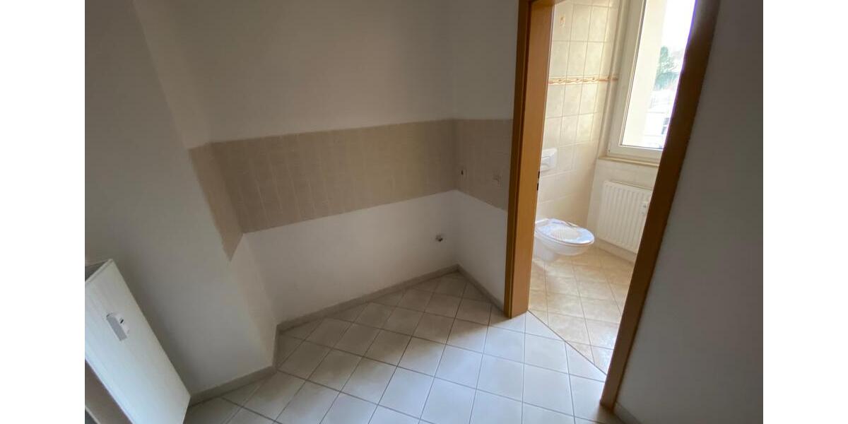 Etagenwohnung Reichenbach im Vogtland Obermylau - 2 Zimmer, 72 m&sup2;, 285&euro; | Angebot:9984787