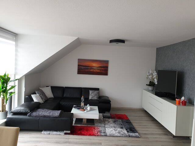 Etagenwohnung Zwickau Marienthal - 2 Zimmer, 55 m&sup2;, 385&euro; | Angebot:26065573