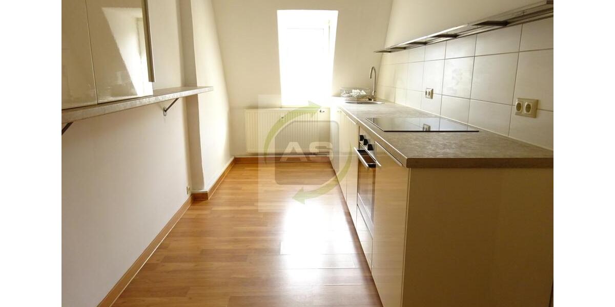 Dachgeschoßwohnung Zwickau - 2 Zimmer, 63 m&sup2;, 340&euro; | Angebot:25902812