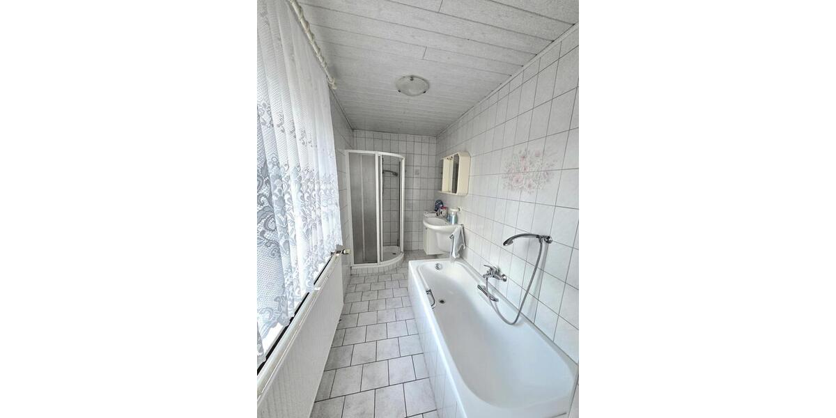 Großzügiges Einfamilienhaus mit Terrasse, Garten und viel Potenzial in Langenleuba-Oberhain! - Einfamilienhaus Penig | Angebot:26976136