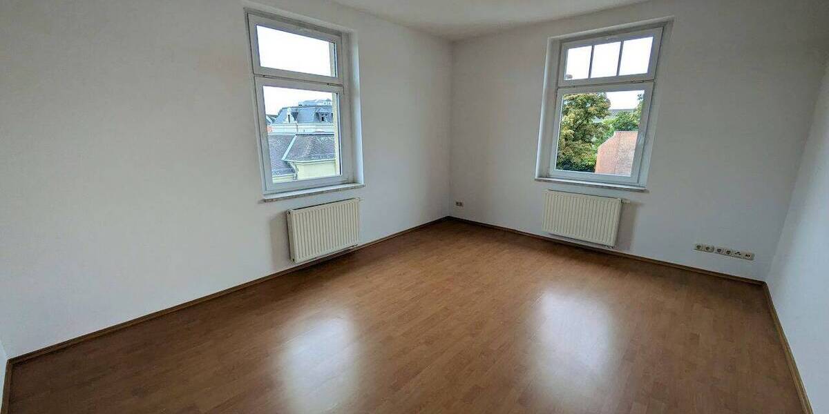 Gewerbeobjekt Zwickau Bahnhofsvorstadt - 8 Zimmer, 222 m&sup2;, 1.350&euro; | Angebot:25958328