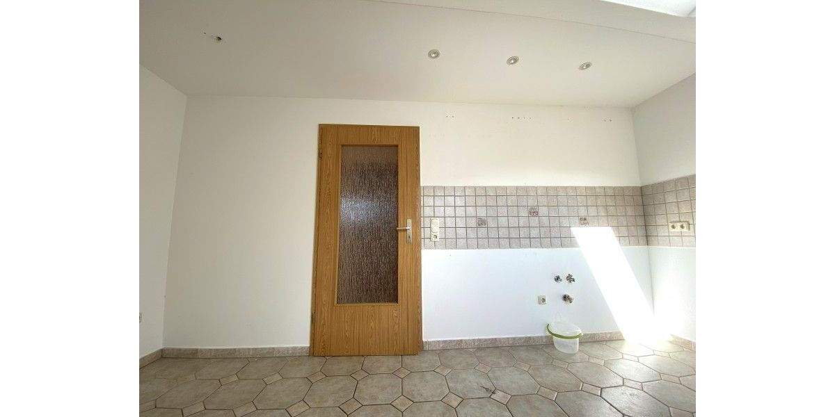 Etagenwohnung Greiz Irchwitz - 4 Zimmer, 116 m&sup2;, 500&euro; | Angebot:25691966