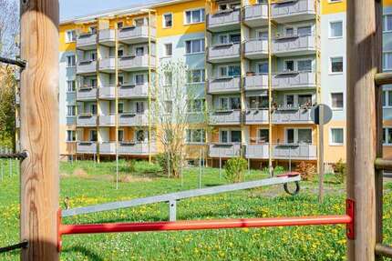 Wohnung Zwickau Auerbach - 3 Zimmer, 61 m&sup2;, 366&euro; | Angebot:26957020