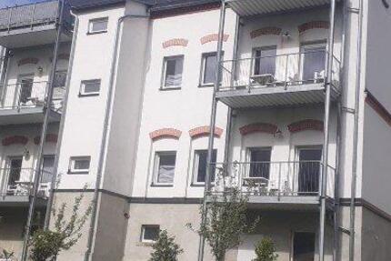 Haus Schneeberg - 6 Zimmer, 350 m&sup2;, 300.000&euro; | Angebot:26633886