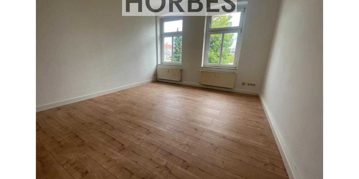 Etagenwohnung Meerane - 2 Zimmer, 42 m&sup2;, 230&euro; | Angebot:25082504