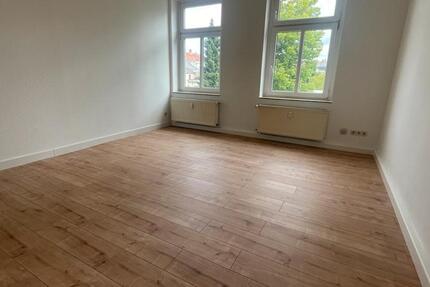 Wohnung Meerane - 2 Zimmer, 42 m&sup2;, 230&euro; | Angebot:25082504