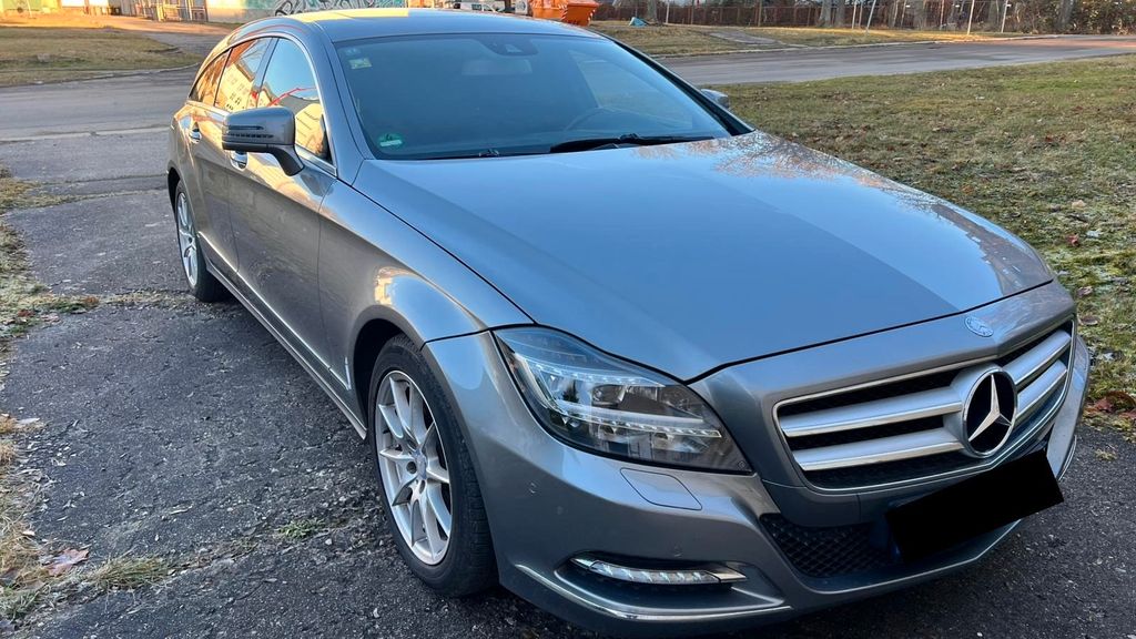 Mercedes-Benz CLS 350 Shooting Brake 210.000 km 14.400 &euro; Limbach-Oberfrohna 09212