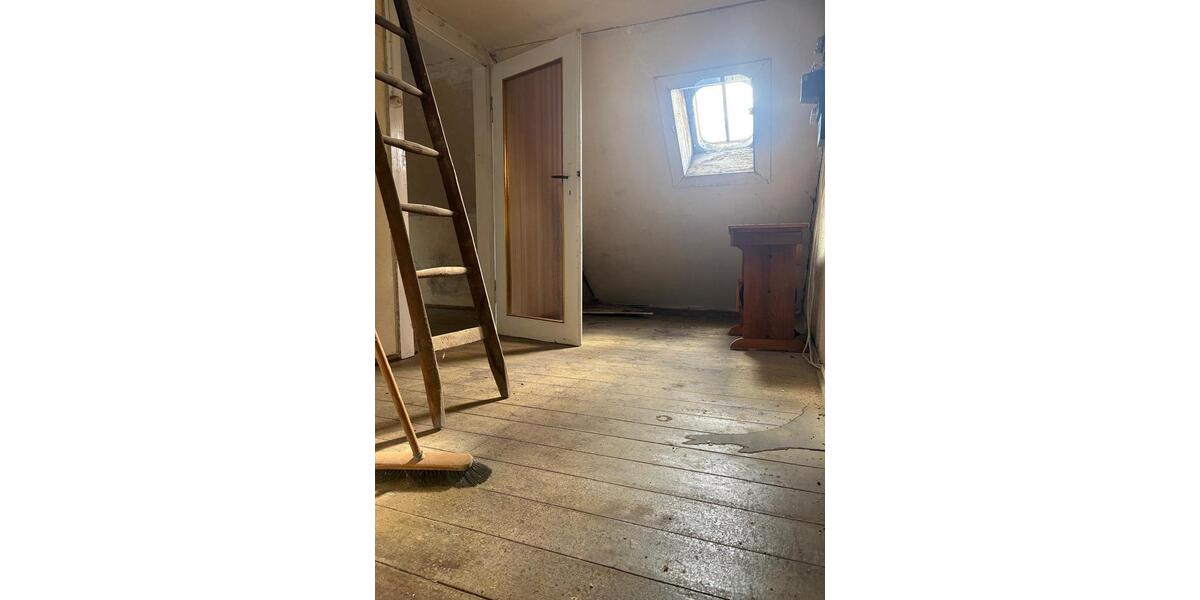 Doppelhaushälfte Zwickau Auerbach - 3 Zimmer, 80 m&sup2;, 100.000&euro; | Angebot:25214997