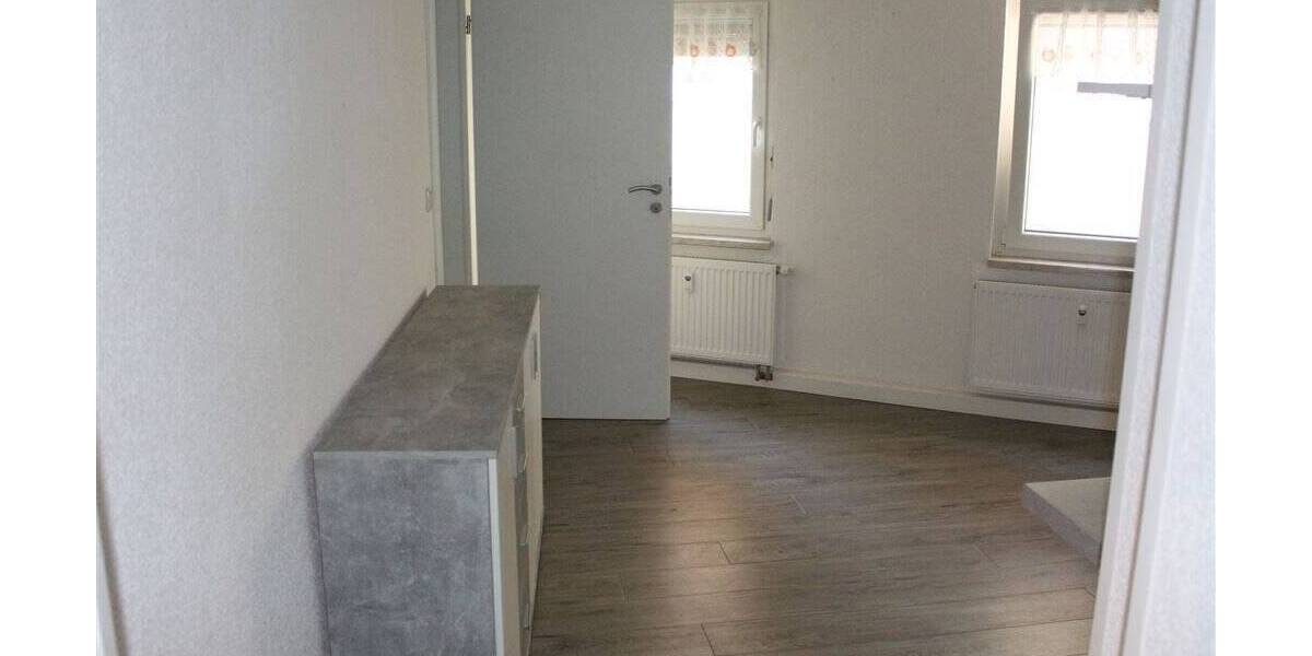 Mehrfamilienhaus, Wohnhaus Gößnitz - 7 Zimmer, 152 m&sup2;, 125.000&euro; | Angebot:25741235