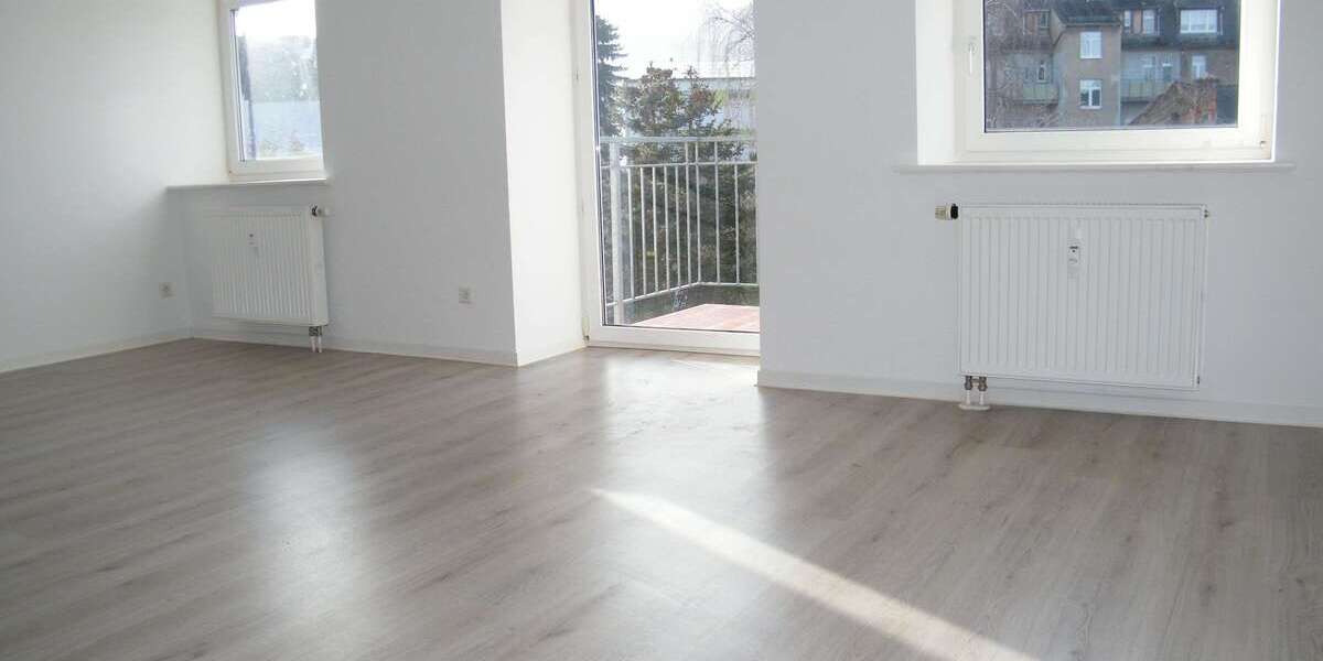 Etagenwohnung Hartmannsdorf - 2 Zimmer, 67 m&sup2;, 439&euro; | Angebot:25978354