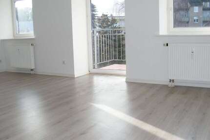 Wohnung Hartmannsdorf - 2 Zimmer, 67 m&sup2;, 439&euro; | Angebot:25978354