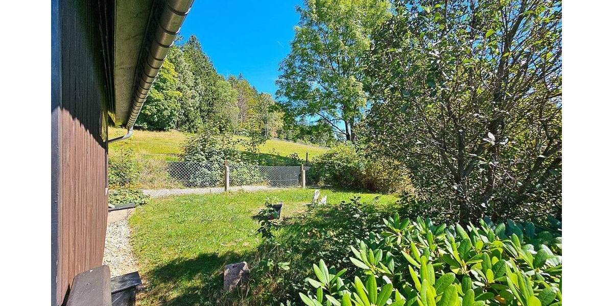 Mehrfamilienhaus, Wohnhaus Lauter-Bernsbach Bernsbach - 2 Zimmer, 50 m&sup2;, 70.000&euro; | Angebot:25744644