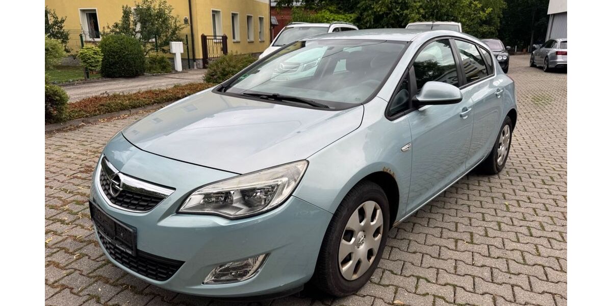 Opel Astra 220.000 km 1.450 &euro; Zwickau 08056
