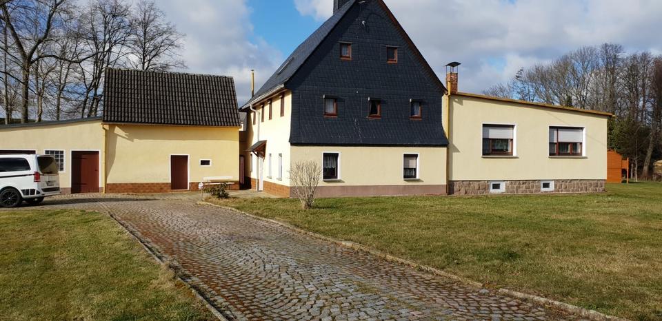 Einfamilienhaus Hohenstein-Ernstthal Ernstthal - 6 Zimmer, 180 m&sup2;, 270.000&euro; | Angebot:24920899