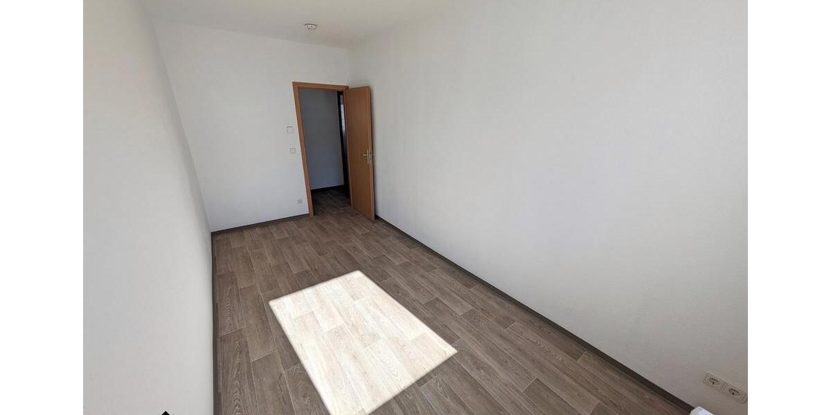 Etagenwohnung Limbach-Oberfrohna Oberfrohna - 3 Zimmer, 60 m&sup2;, 375&euro; | Angebot:25945667