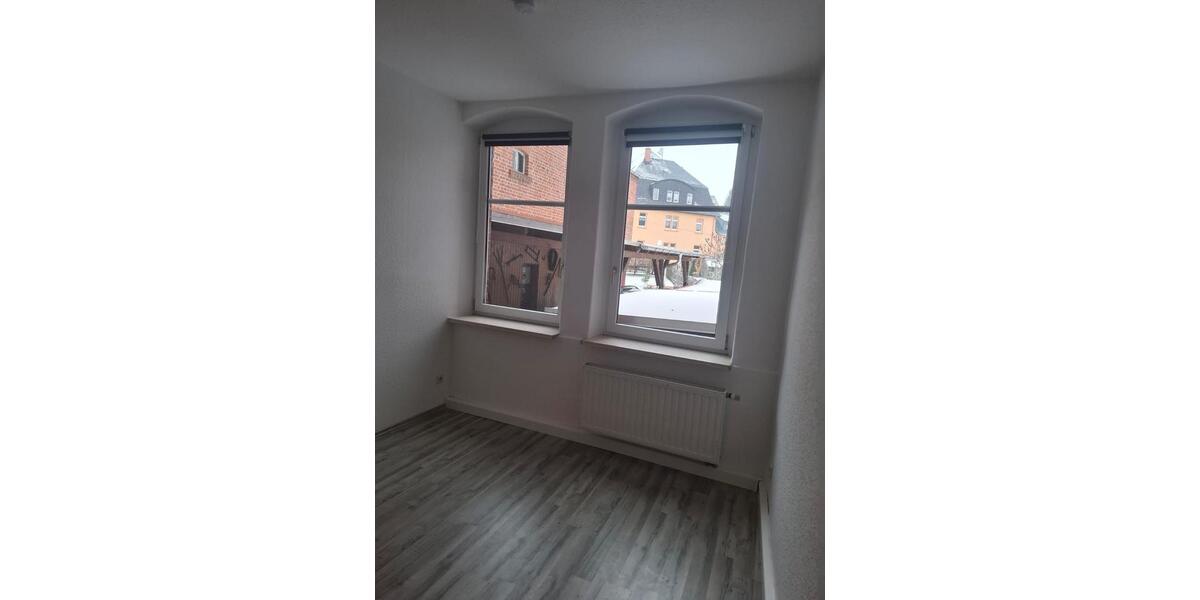 Erdgeschoßwohnung Schneeberg - 2 Zimmer, 50 m&sup2;, 350&euro; | Angebot:25173202