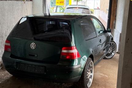 VW Golf 207.000 km 1.200 &euro; Zwickauer 08066