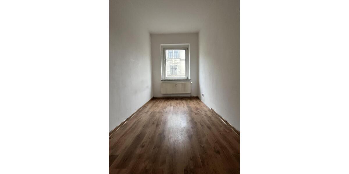 Etagenwohnung Zwickau Zwickau-Nord - 3 Zimmer, 76 m&sup2;, 400&euro; | Angebot:25869652