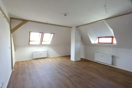 Wohnung Gößnitz - 2 Zimmer, 62 m&sup2;, 345&euro; | Angebot:16998841