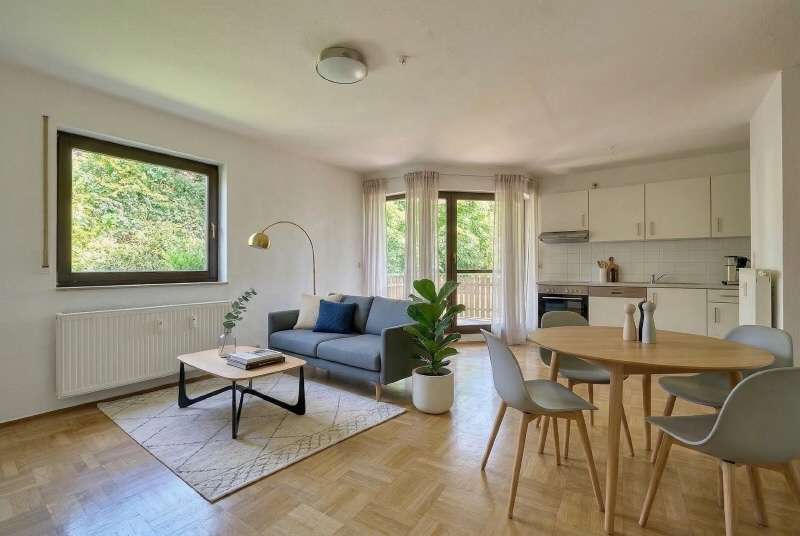 Etagenwohnung Glauchau Niederlungwitz - 2 Zimmer, 51 m&sup2;, 55.000&euro; | Angebot:25957471