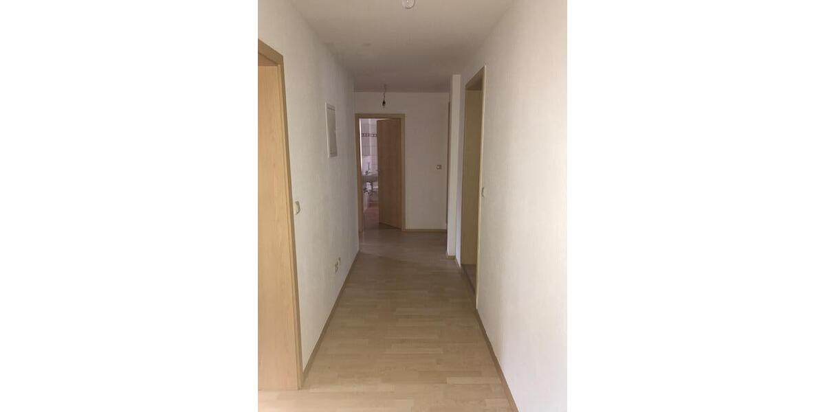 Etagenwohnung Reinsdorf - 3 Zimmer, 87 m&sup2;, 519&euro; | Angebot:26038817