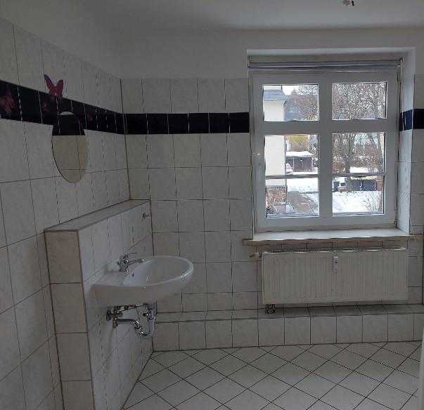 Etagenwohnung Hartmannsdorf - 2 Zimmer, 49 m&sup2;, 310&euro; | Angebot:25873361