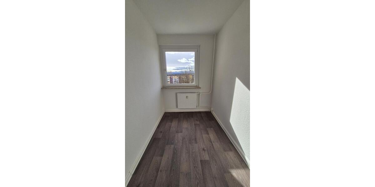 Etagenwohnung Hohenstein-Ernstthal Ernstthal - 3 Zimmer, 56 m&sup2;, 321&euro; | Angebot:25857022