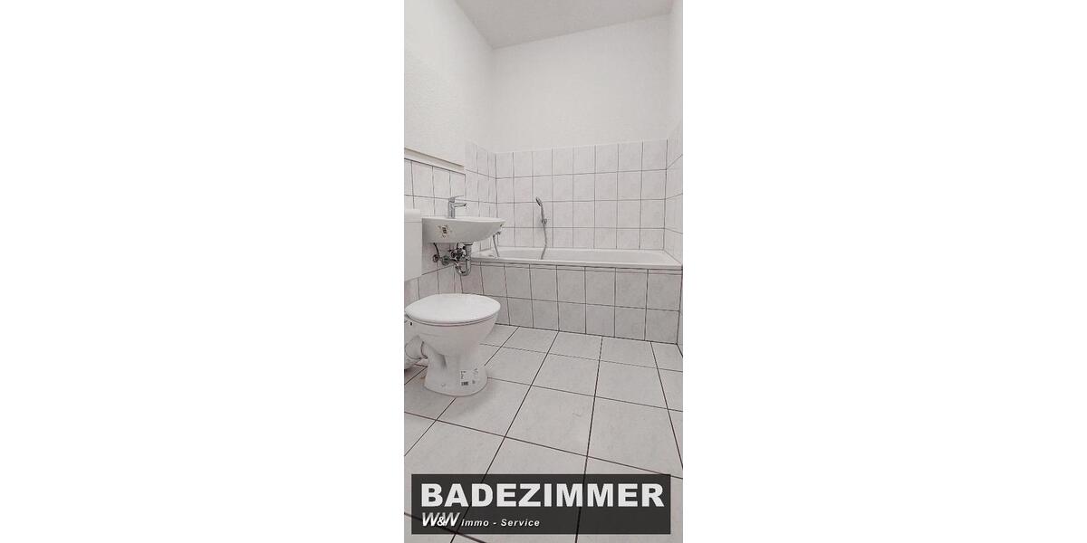 Etagenwohnung Zwickau Neuplanitz - 1 Zimmer, 36 m&sup2;, 235&euro; | Angebot:24877885