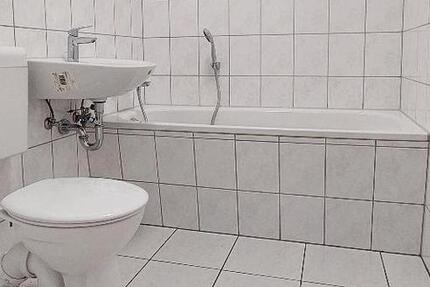 Wohnung Zwickau Neuplanitz - 1 Zimmer, 36 m&sup2;, 235&euro; | Angebot:24877885