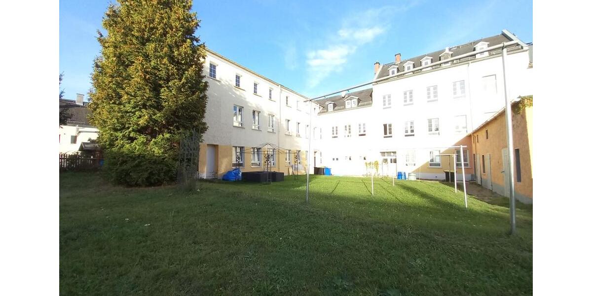 Etagenwohnung Glauchau - 4 Zimmer, 87 m&sup2;, 480&euro; | Angebot:25867453