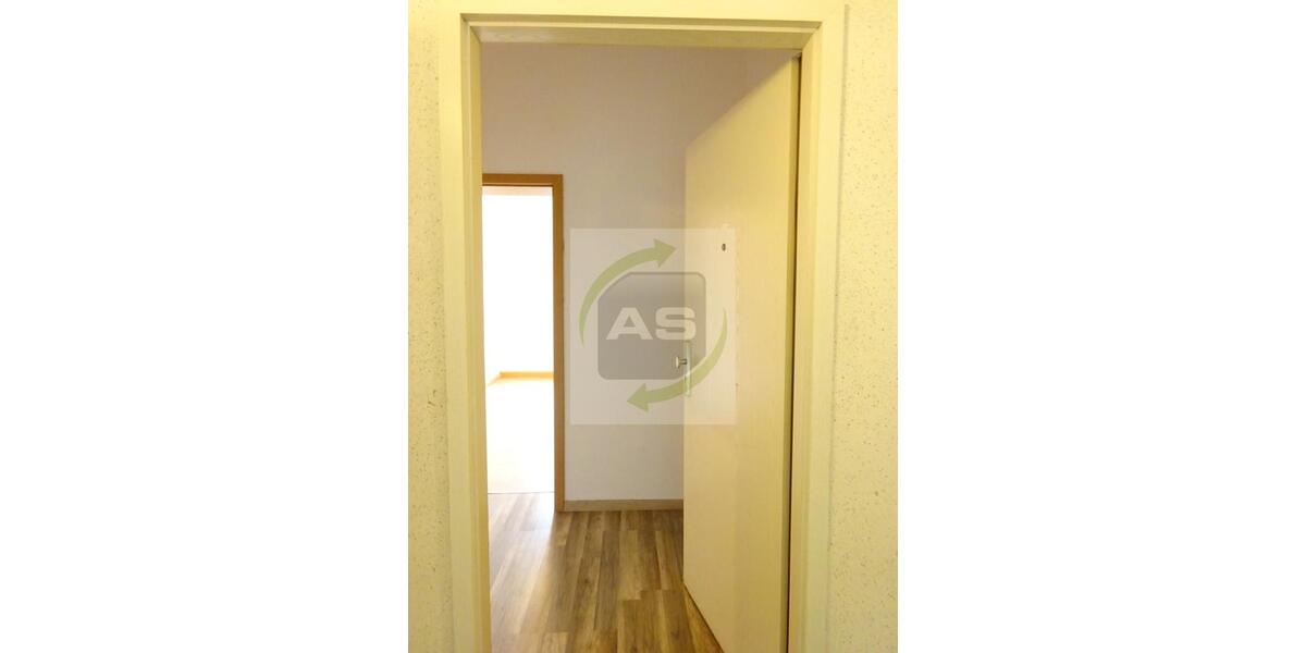 Etagenwohnung Zwickau - 3 Zimmer, 66 m&sup2;, 399&euro; | Angebot:24704380