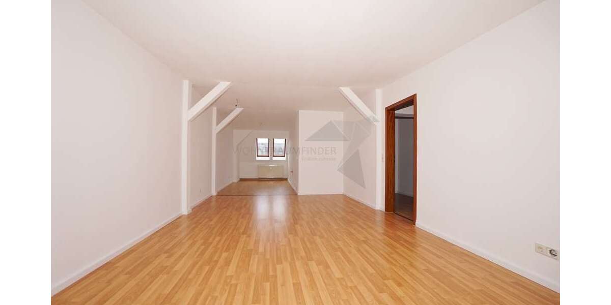 Etagenwohnung Zwickau Mitte-West - 3 Zimmer, 88 m&sup2;, 499&euro; | Angebot:25197815