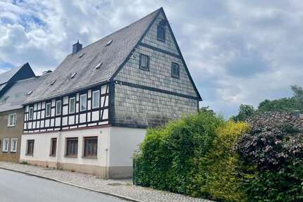 Haus Zwönitz - 8 Zimmer, 120 m&sup2;, 63.000&euro; | Angebot:26888489