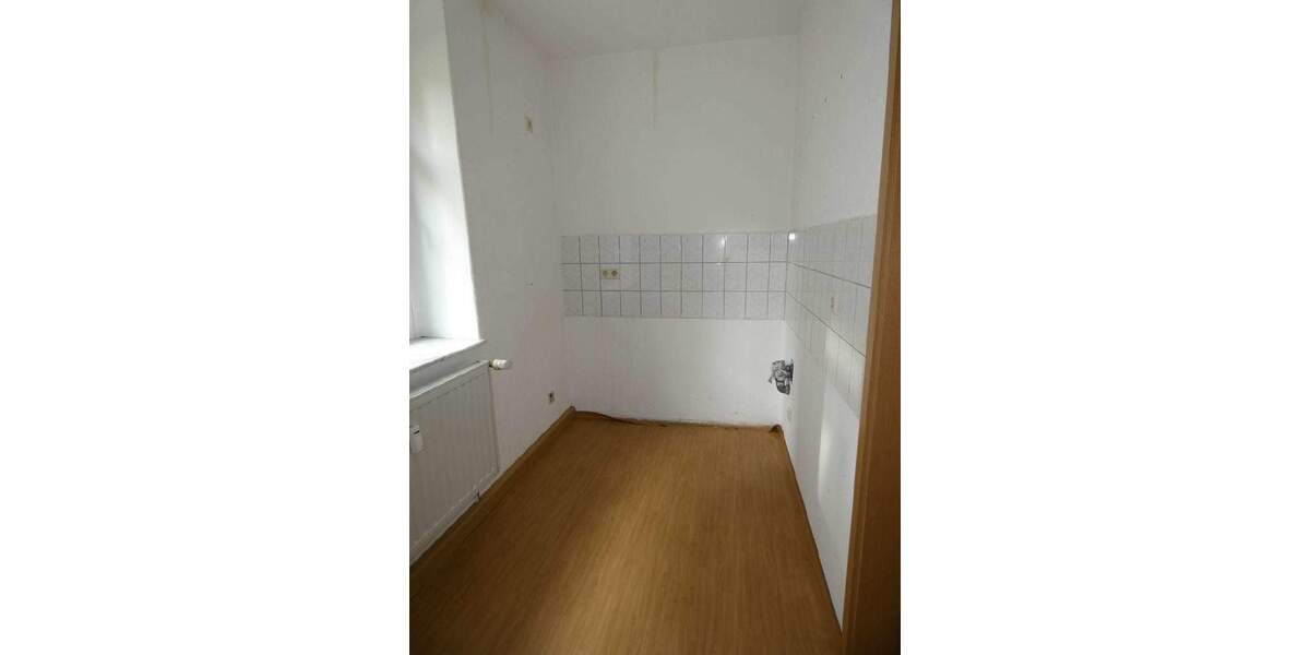 Etagenwohnung Zwickau-Pölbitz Pölbitz - 2 Zimmer, 40 m&sup2;, 250&euro; | Angebot:25734801
